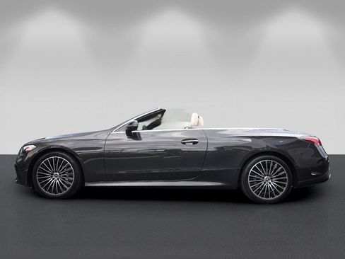 Used 2026 Mercedes-Benz CLE 300 4MATIC Cabriolet image 8