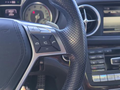 Used 2015 Mercedes-Benz SL 550 image 25