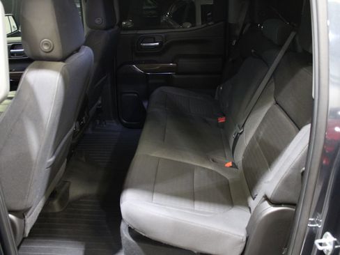 Used 2021 Chevrolet Silverado 1500 RST image 15