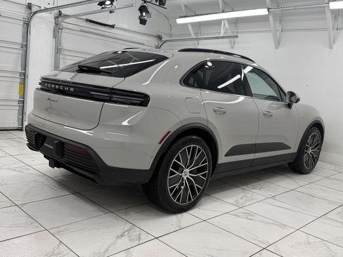 New 2026 Porsche Macan 4 Electric image 11