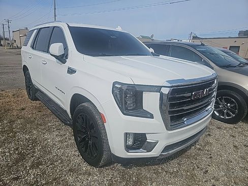 Used 2021 GMC Yukon SLT w/ SLT Premium Package image 6