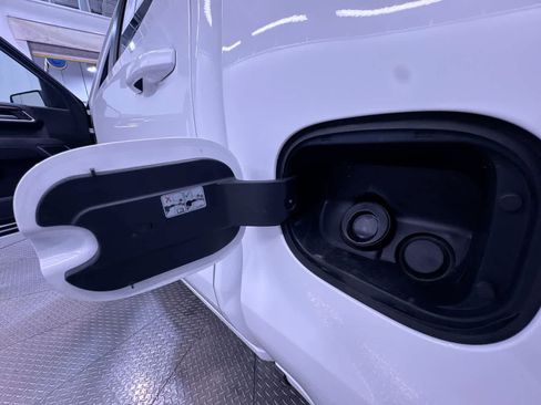 Used 2023 Chevrolet Silverado 1500 RST w/ Rally Edition image 38