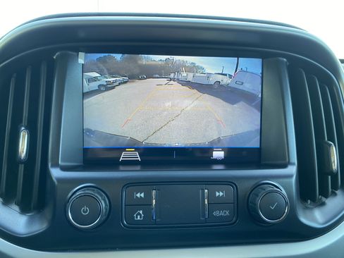 Used 2021 Chevrolet Colorado LT w/ LT Convenience Package image 26