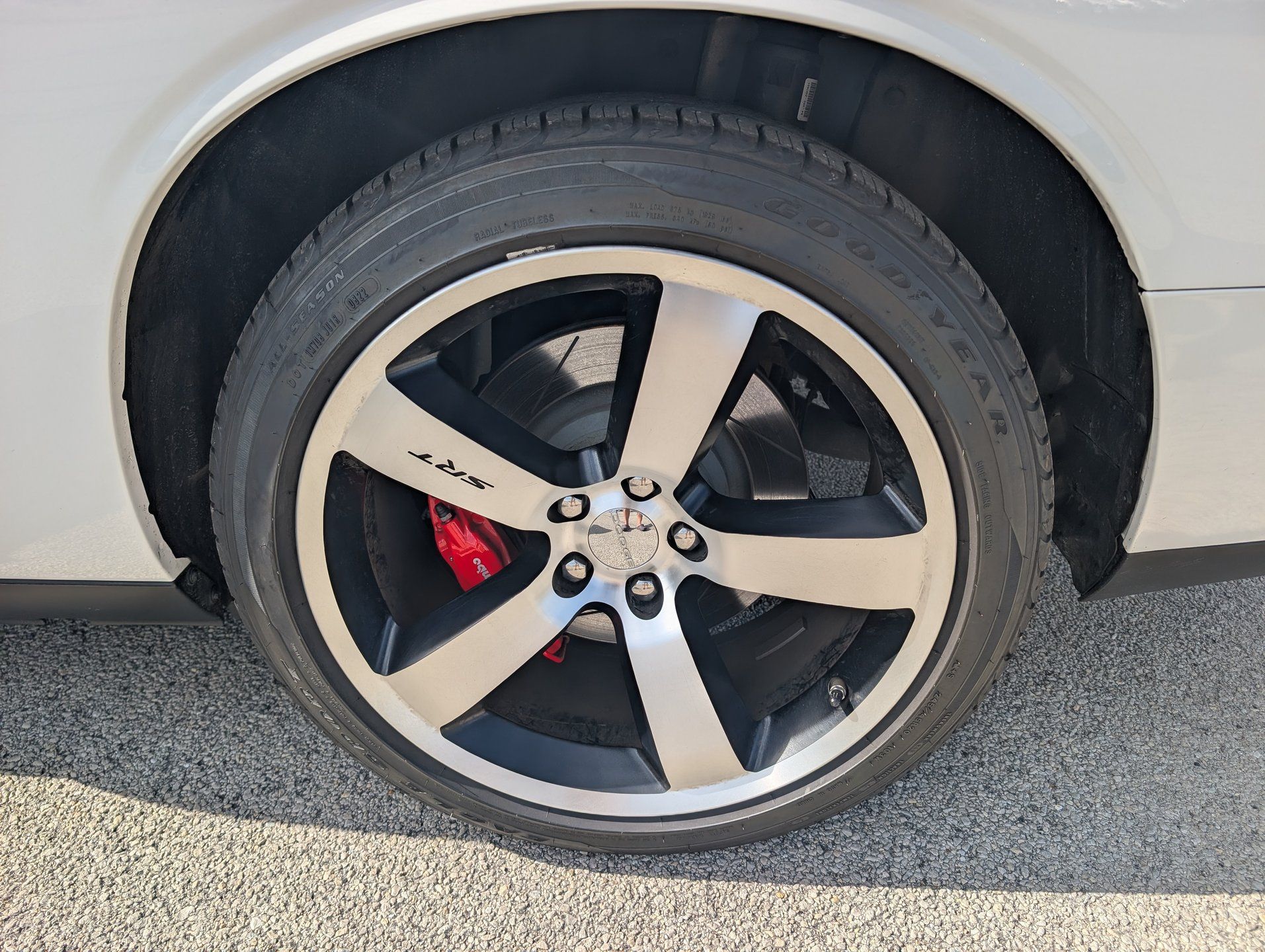 Used 2013 Dodge Challenger SRT8 RWD image 9