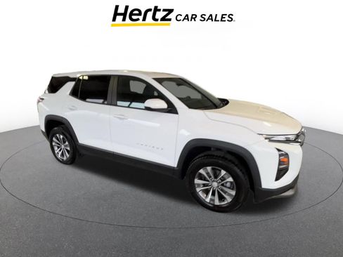 Used 2025 Chevrolet Equinox LT image 1