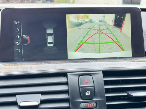 Used 2017 BMW 330i Sedan RWD image 40