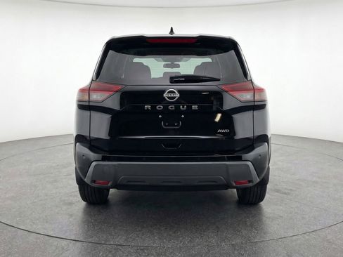Used 2025 Nissan Rogue SV FWD image 7