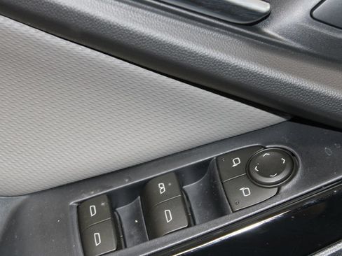 New 2026 Chevrolet Equinox LT w/ Convenience Package II AWD/4WD image 38