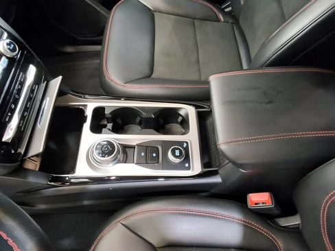 Used 2023 Ford Explorer ST-Line AWD/4WD image 16
