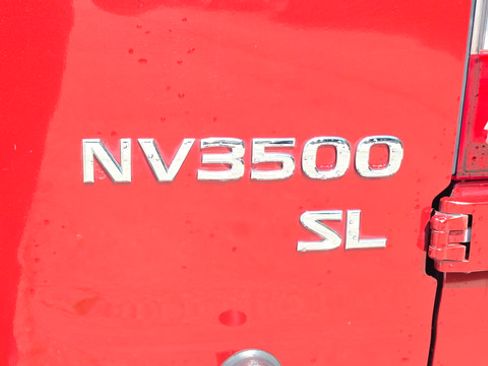 Used 2017 Nissan NV 3500 SL RWD image 22