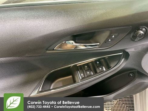 Used 2018 Chevrolet Cruze LT w/ Convenience Package image 26