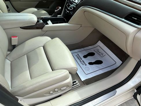 Used 2013 Cadillac XTS Luxury w/ Driver Awareness Package FWD image 12