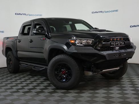 Used 2019 Toyota Tacoma TRD Pro AWD/4WD image 2