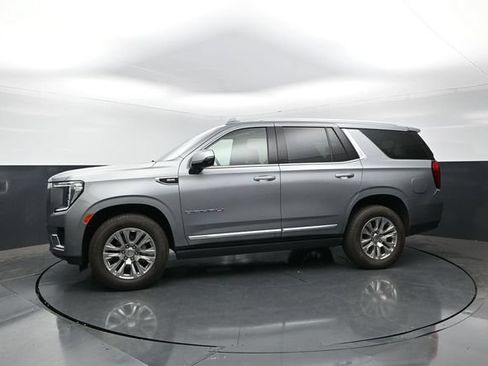 Used 2024 GMC Yukon Denali AWD/4WD image 3