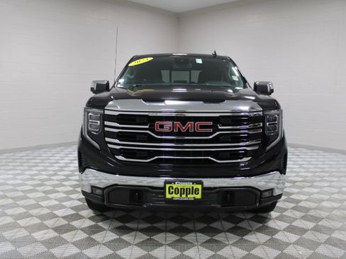 Used 2023 GMC Sierra 1500 SLT w/ SLT Premium Package AWD/4WD image 6