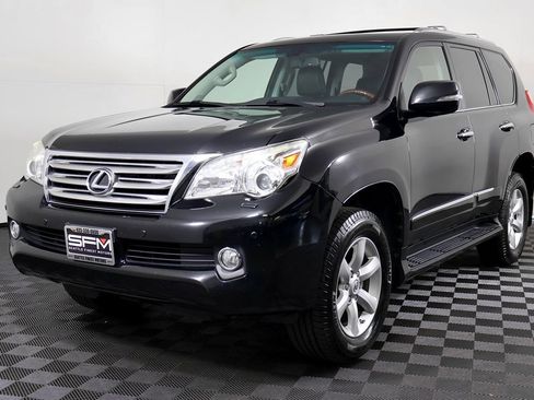 Used 2010 Lexus GX 460 Premium AWD/4WD image 3