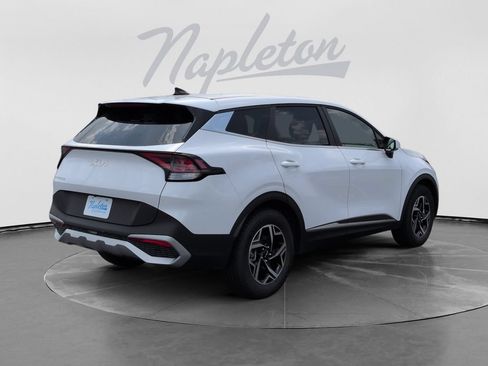 Used 2025 Kia Sportage LX FWD image 8