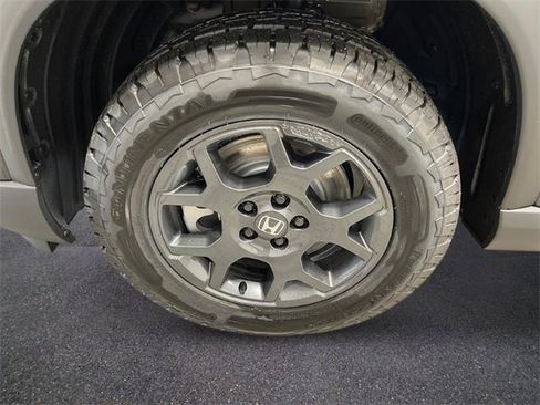 New 2025 Honda Pilot TrailSport image 13