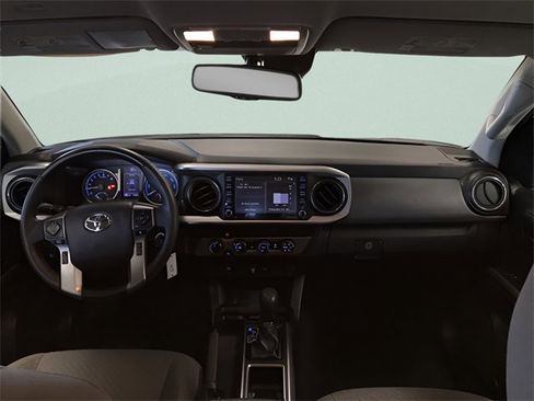 Certified 2020 Toyota Tacoma SR5 image 15