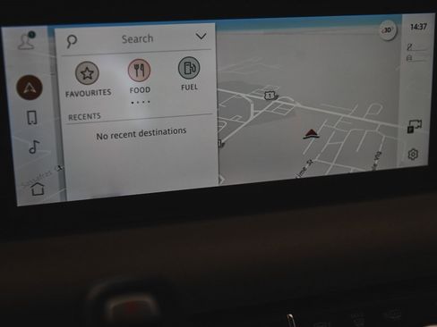 Used 2023 Land Rover Defender 110 X-Dynamic SE image 22