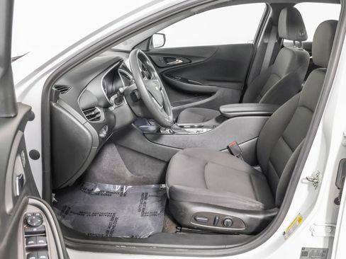 Used 2023 Chevrolet Malibu LT FWD image 7