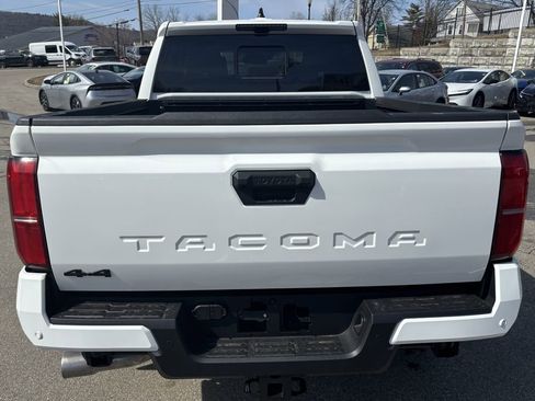 New 2026 Toyota Tacoma TRD Off-Road image 5