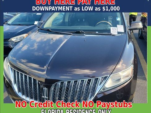 Used 2013 Lincoln MKX FWD image 3