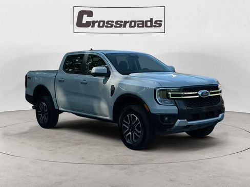 Used 2026 Ford Ranger Lariat w/ FX4 Off-Road Package AWD/4WD image 7