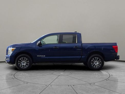 Used 2023 Nissan Titan SV image 8