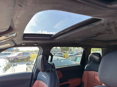New 2027 Kia Telluride SX Prestige AWD/4WD image 12