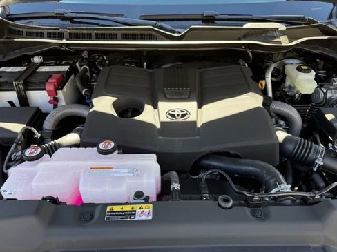 New 2026 Toyota Tundra SR image 30