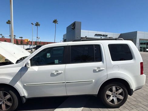 Used 2013 Honda Pilot Touring image 2