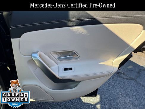 Used 2023 Mercedes-Benz CLA 250 4MATIC image 23