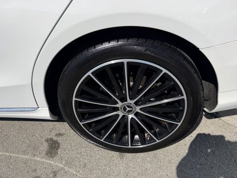 Used 2020 Mercedes-Benz C 300 Sedan image 12