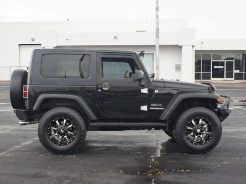 Used 2010 Jeep Wrangler Sport AWD/4WD image 14
