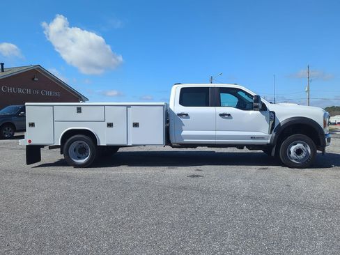 New 2026 Ford F450 XL w/ XL Chrome Package image 2