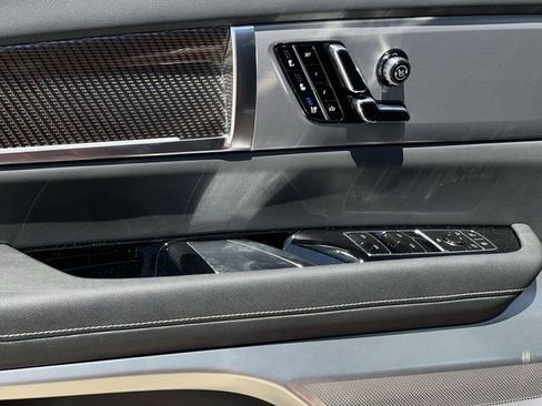 New 2026 Cadillac Vistiq Sport image 22