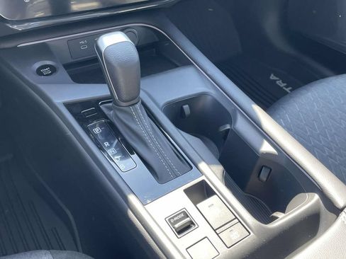 New 2026 Nissan Sentra SV w/ SV Convenience Package FWD image 22