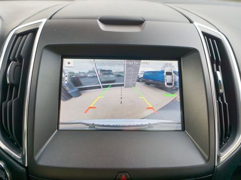 Used 2019 Ford Edge Titanium w/ Equipment Group 301A image 25