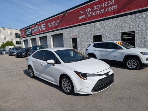 Used 2023 Toyota Corolla LE FWD image 1