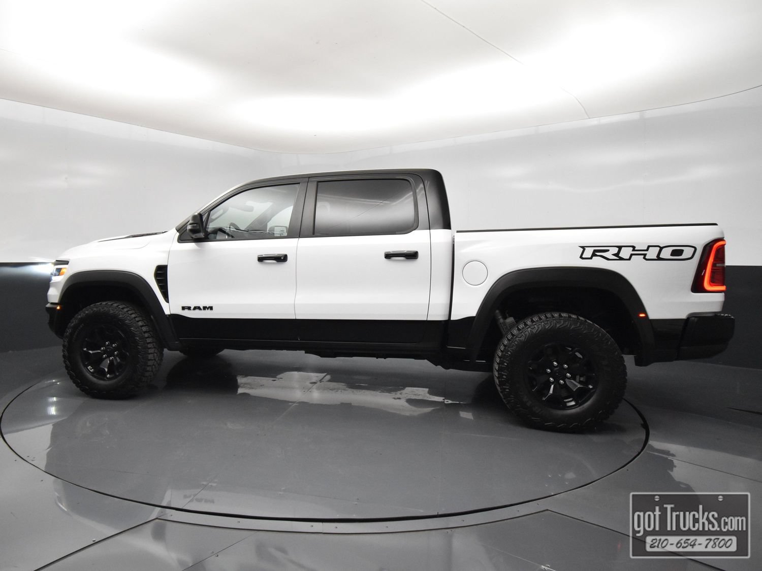Used 2026 RAM 1500 RHO AWD/4WD image 3