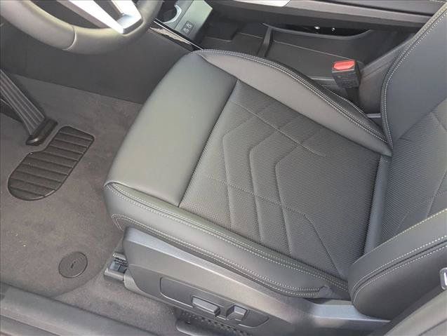 Used 2026 BMW X1 xDrive28i AWD/4WD image 4