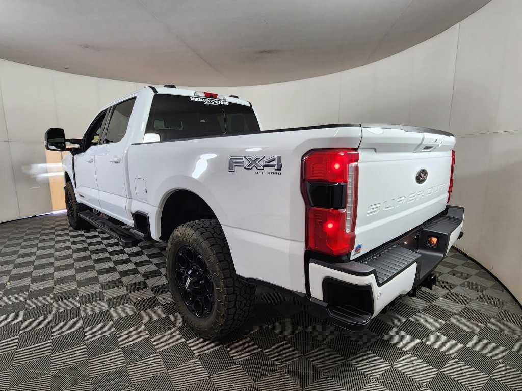 Used 2026 Ford F250 Lariat w/ Black Appearance Package AWD/4WD image 5