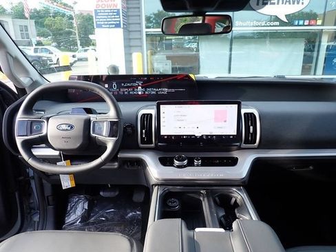New 2026 Ford Expedition Active AWD/4WD image 15