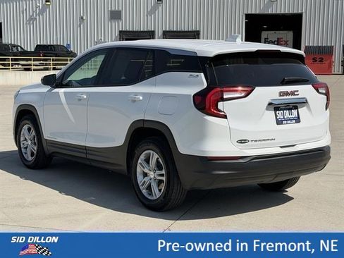 Used 2023 GMC Terrain SLE FWD image 6