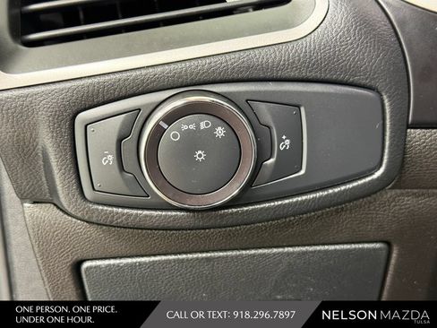 Used 2017 Ford Edge SEL w/ Equipment Group 201A FWD image 29