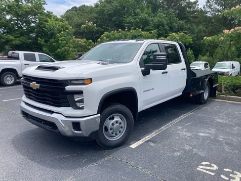 New 2026 Chevrolet Silverado 3500 W/T w/ WT Convenience Package AWD/4WD image 2