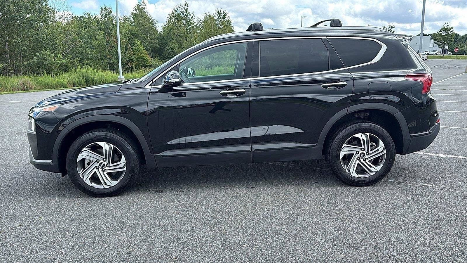 Certified 2023 Hyundai Santa Fe SEL AWD/4WD image 11