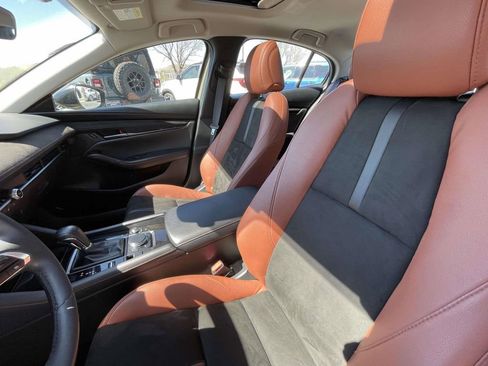 Used 2024 MAZDA MAZDA3 s image 27