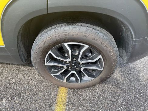 Used 2025 Chevrolet TrailBlazer ACTIV w/ Convenience Package image 15